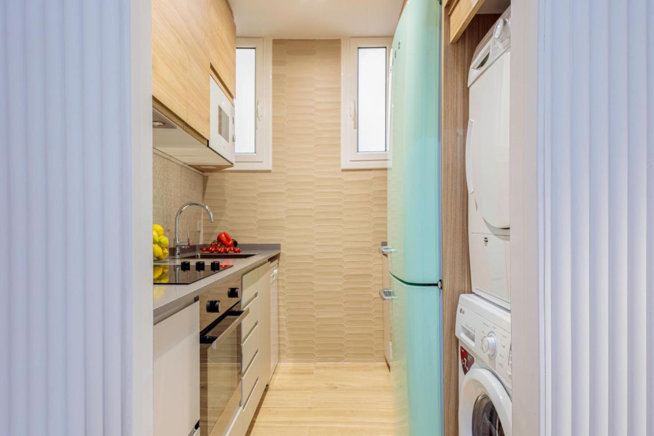 The Gaudi Suites II Барселона Экстерьер фото
