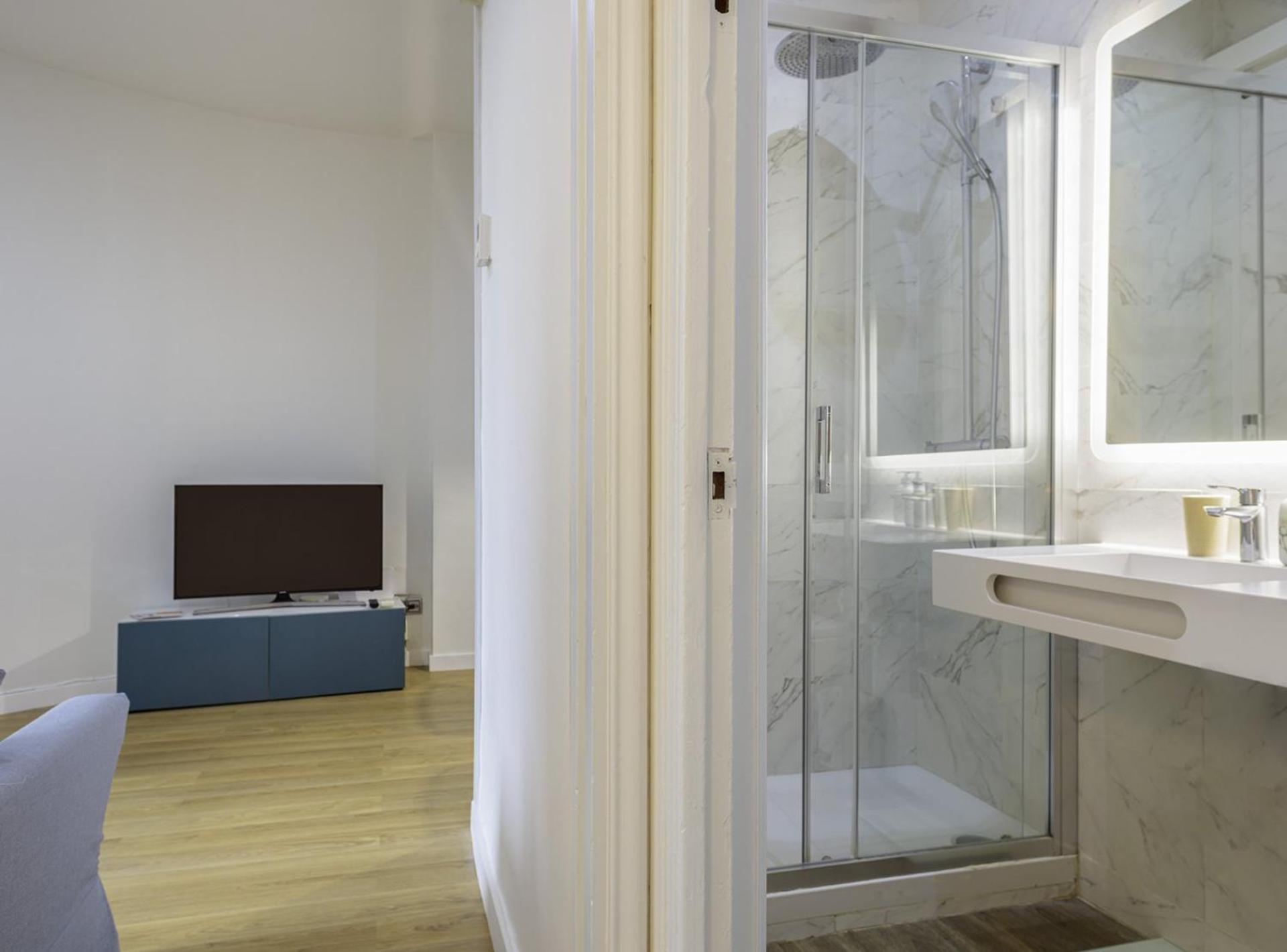 The Gaudi Suites II Барселона Экстерьер фото