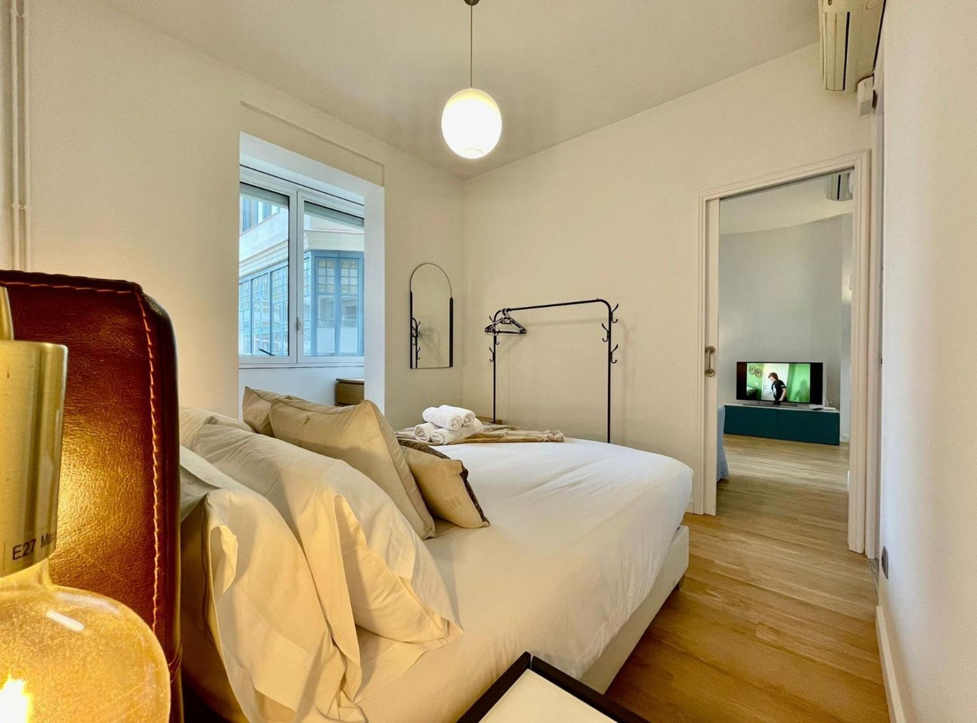 The Gaudi Suites II Барселона Экстерьер фото